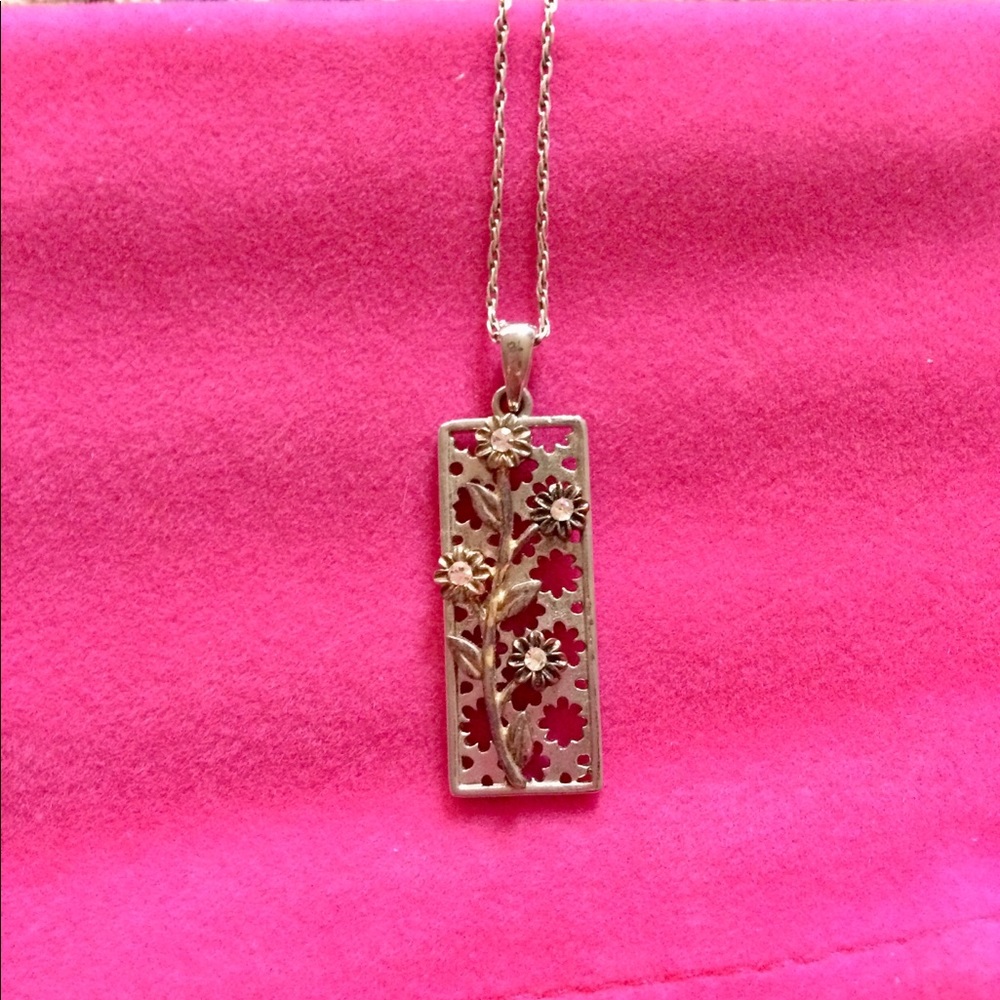 🌼🌻Sterling Silver Flower Pendant🌻🌼